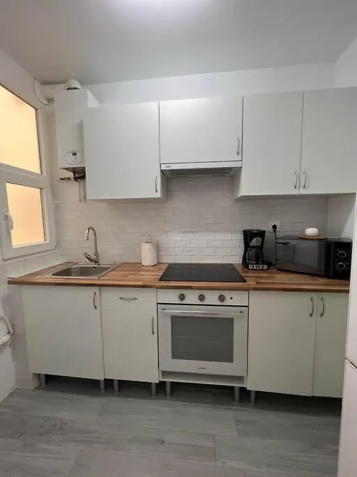 Bonito Apartamento De 2 Habitaciones Santander 0*,